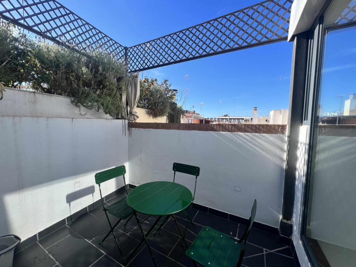 Atico San Bernardo Terraza Y Parking Incluido Apartment Севиля Екстериор снимка
