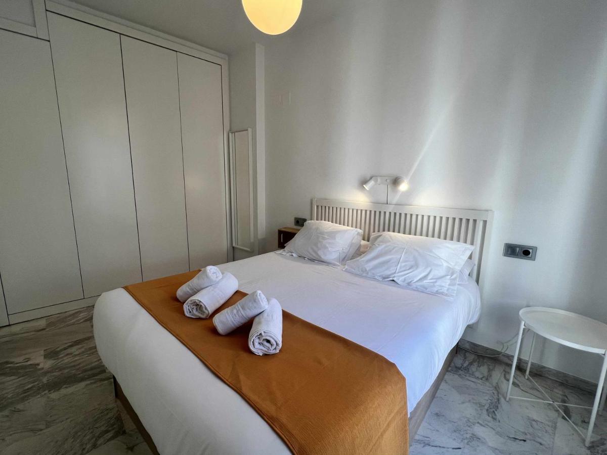 Atico San Bernardo Terraza Y Parking Incluido Apartment Севиля Екстериор снимка